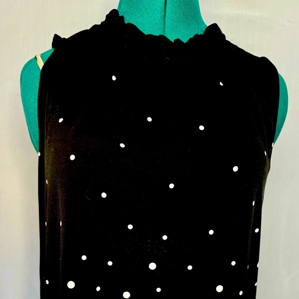 Croft&Barrow sleeveless blouse, black with white polka dots and frill neck, M